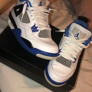 AIR JORDAN RETRO 4s COLOR:WHITE/BLACK/ROYAL BLUE